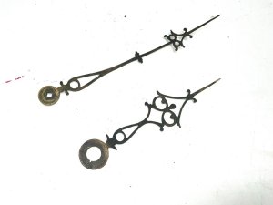 Antique set, gold gilt condition is superb, minutes hands length is 162mm hours hands length 120mm, both measurements from centre of the holes. Reference drc2 tel: we accept online payments for all our items listed: bank transfer cash on collection or if wishing over the phone using your debit or credit cards, also doing layby payments plan, or email giving your address details & contact number and we shall send you your items invoice to make