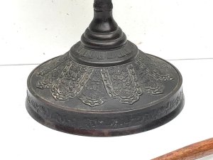 The best, signed bronze late victorian in excellent condition fantastic designs adorn this has the drummer boy atop a unique work by a japanese artist, standing 60 cm high the gongs diameter being 28 cm depth at base is 20 cm, this is very heavy, will ship worldwide reference dgs tel: we accept online payments for all our items listed: bank transfer cash on collection or if wishing over the phone using your debit or credit cards, also doing layby payments plan, or email giving your address details & contact number and we shall send you your items invoice to make