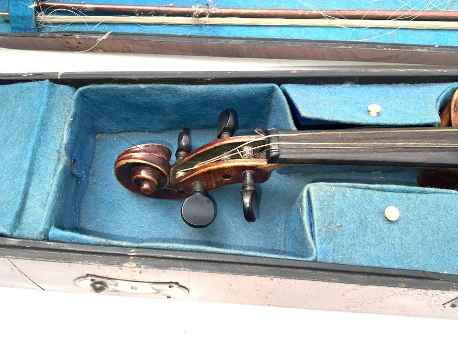 Violin 4x4 With  Bow & Case