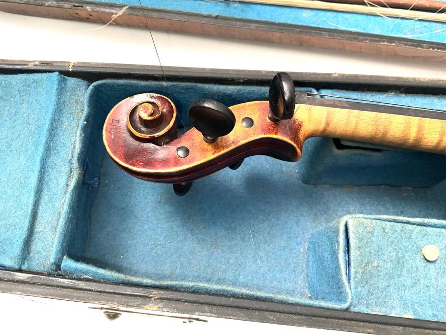 Violin 4x4 With  Bow & Case