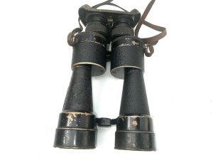Submarine's commanders binoculars, the german kriegsmarine used the huet french ones as they were superior to their own zeiss ones, this pair has the rare fixed filters that are retractable see pictures, the visions are clear on both sets of lenses,