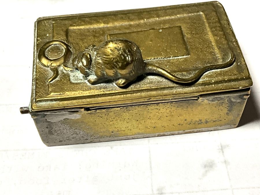 Mouse On The Top Vesta Box