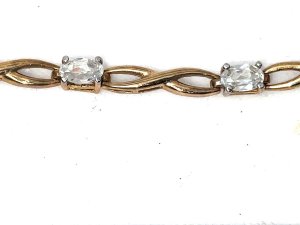 Superb ladys bracelet thats adorned with qz stones solid gold 375 conditionds superd too, length of 18cm weighing in total 5.14grams. Reference drc2 tel: we accept online payments for all our items listed: bank transfer cash on collection or if wishing over the phone using your debit or credit cards, also doing layby payments plan, or email giving your address details & contact number and we shall send you your items invoice to make