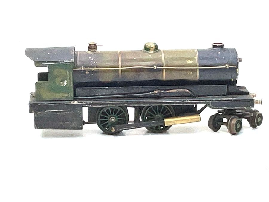 Steam Driven Locomotive & Tender