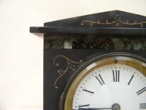 Stunning quality excellent top quality movement looks to be English so it's the best, keeps excellent time and the movement has been fully serviced and cleaned, marble and slate case all of this clock is in very good condition, sizes are height 25cm length 20cm depth 12.5cm, alround this is one superb quality clock of the early 20th century.