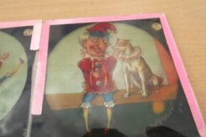 Vintage items 2 are damaged but still do what they were made for, just a fantastic rare set of these famous characters.