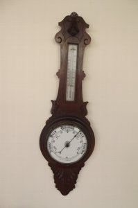 Barometer Thermometer Oak Cased Large Item--r1