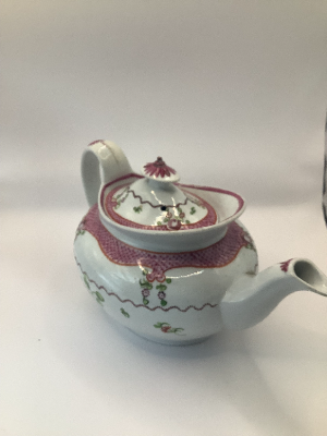 Superb New Hall Boat Shape Teapot In Pattern 173