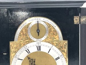 Pull repeat fully serviced and cleaned in excellent working order and condition is very good, comes with all working keys, beautiful engraving back plate and dial, well known clockmaker of the 18th century nice ebonised clock, height being 53cm length 29cm depth 19cm, preferred collection only, but can arrange uk specialist delivery service.