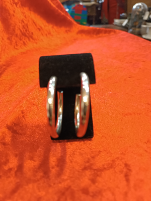 925 Silver Hoop Earrings With Butterfly Closures