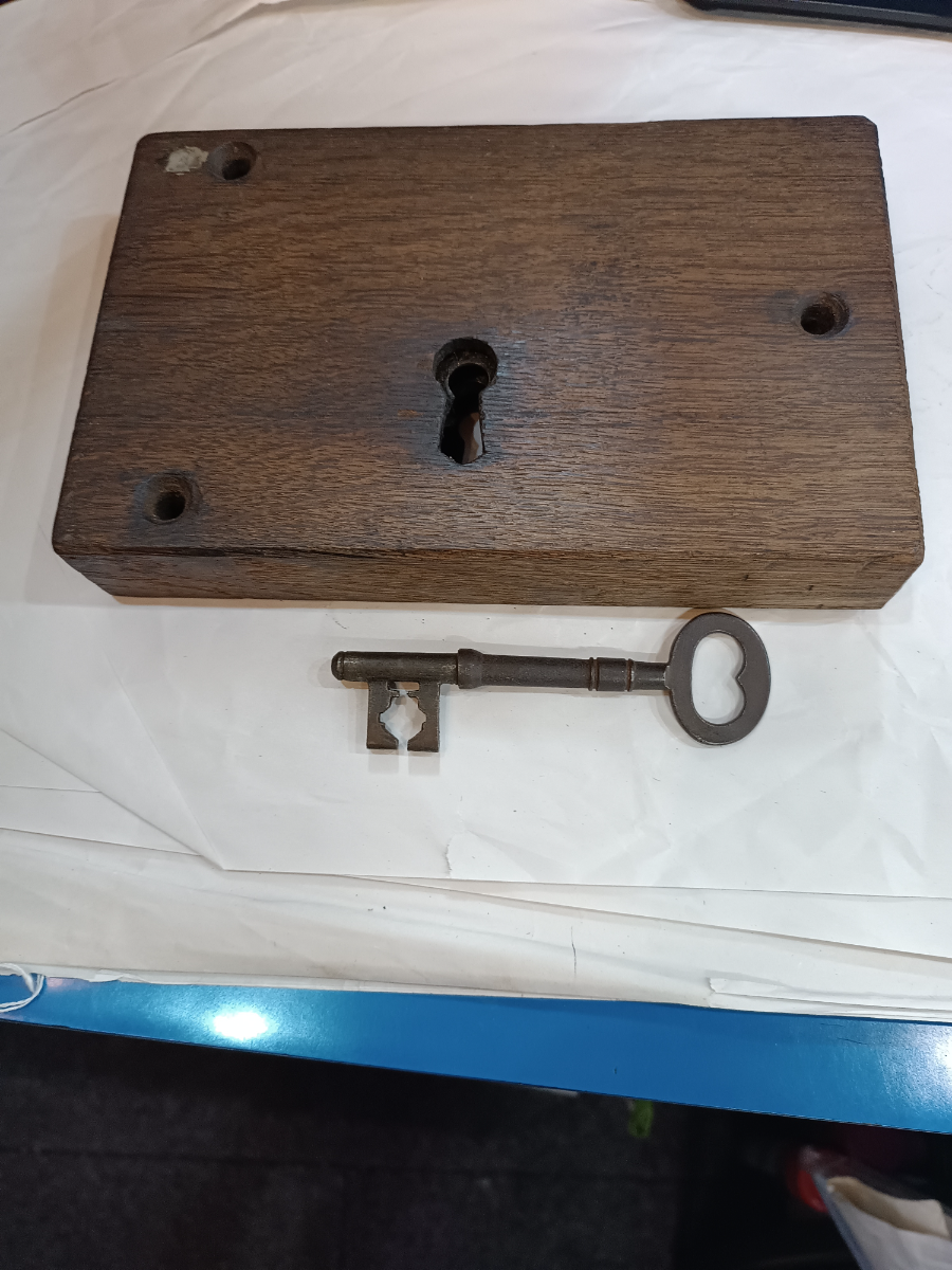 Discover our collection of 19th century wooden cased door locks. Perfectly working with keys and a size of 23x15cm. Order now to secure your doors with vintage style!