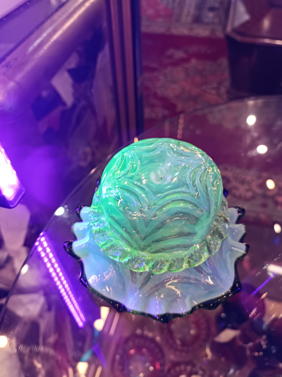A 19th Century Uranium Glass Bowl With Green Edge Ruffle