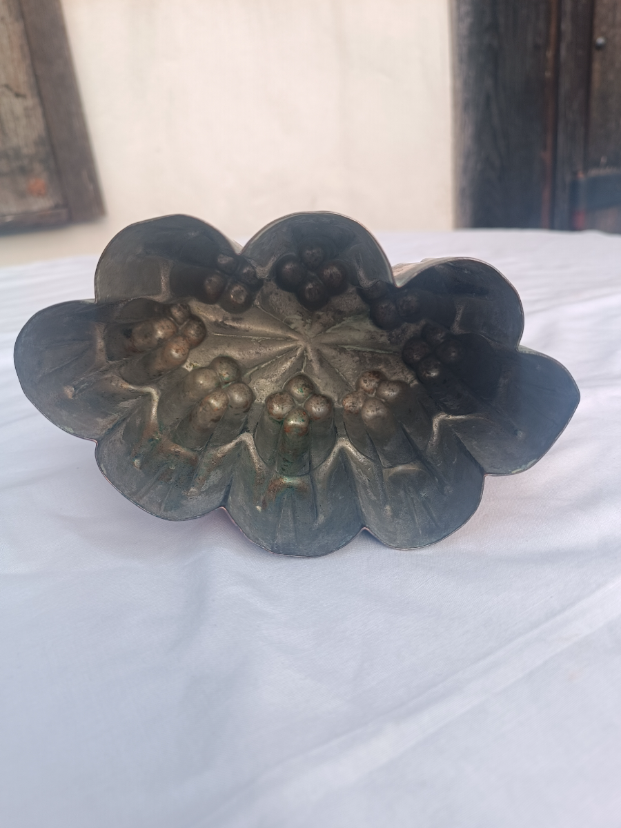 A 19th Century Copper Castellated Jelly Mould