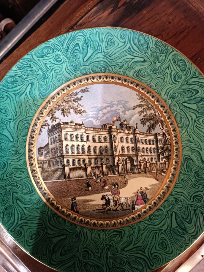 Discover vintage 19th c Prattware Plate, featuring Buckingham Palace before John Nash's alterations. A unique piece with green Malachite border and gilt finish, measuring 23 cm. Shop now!