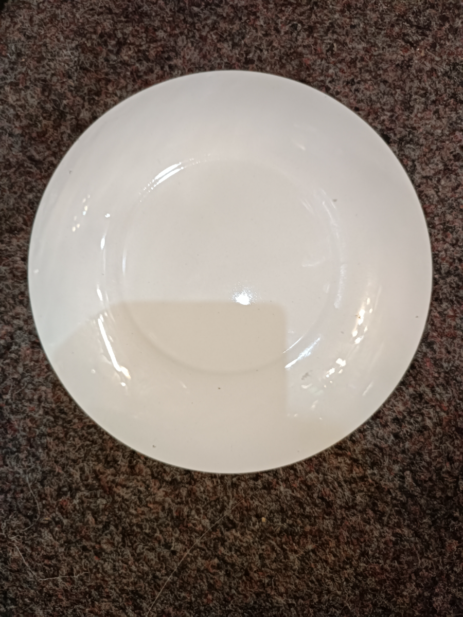 Discover vintage 19th c Prattware Plate, featuring Buckingham Palace before John Nash's alterations. A unique piece with green Malachite border and gilt finish, measuring 23 cm. Shop now!