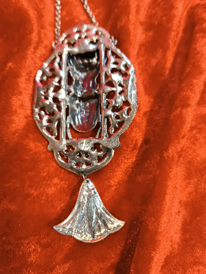 A Large Silver Necklace Set With 3 Caberchon Cut Amethyst Scarab Beetle Pendant