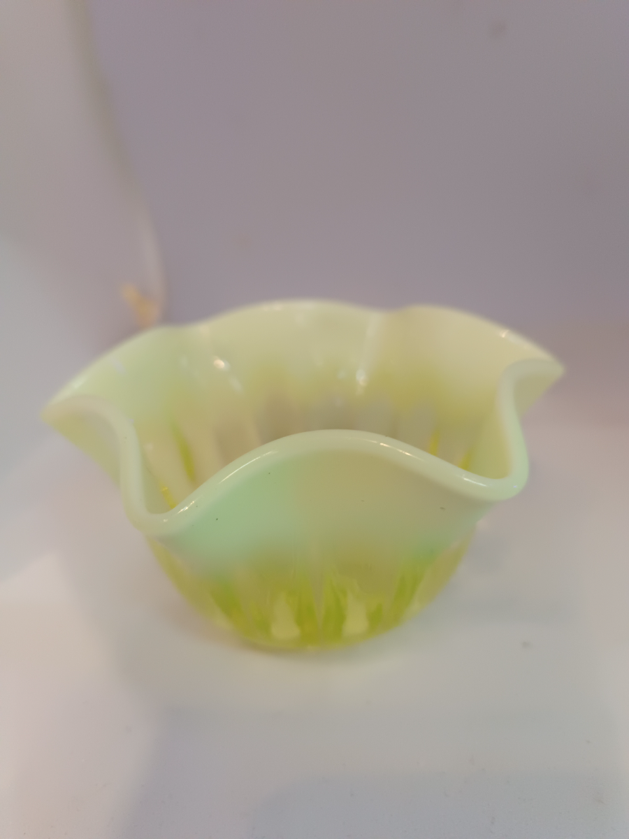 A Set  Of Early 20th C Davidson Uranium Primrose Pearline Glass Jug  And A Bowl