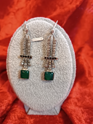Explore our collection of Art Deco style earrings, intricately crafted with silver, marcasite and green stone cabochons. Shop now for a 925-stamped, 4cm high, 8.3g pair!