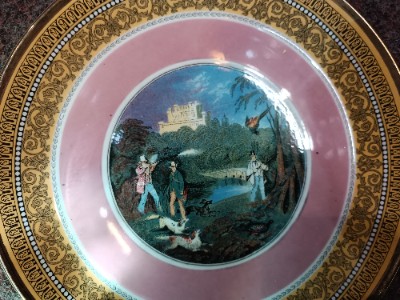 Discover our collection of 19th-century Prattware plates. Features a pink border, gilt finish, and a stunning hunting scene. Shop now for timeless elegance!