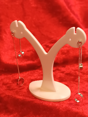 A Pair Of Silver Tassel Drop Earrings