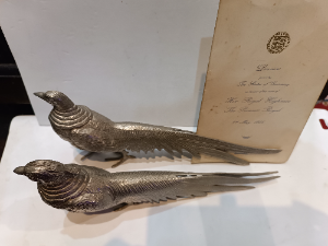 A Pair Of White Metal Pheasant Figures Menu Holder