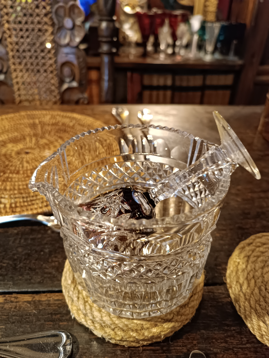 A Set Of 6 Clear Cut Glass Rinsers
