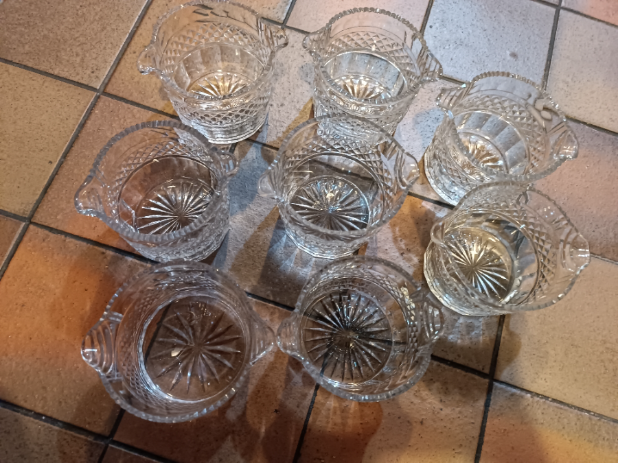 A Set Of 8 Clear Cut Glass Rinsers