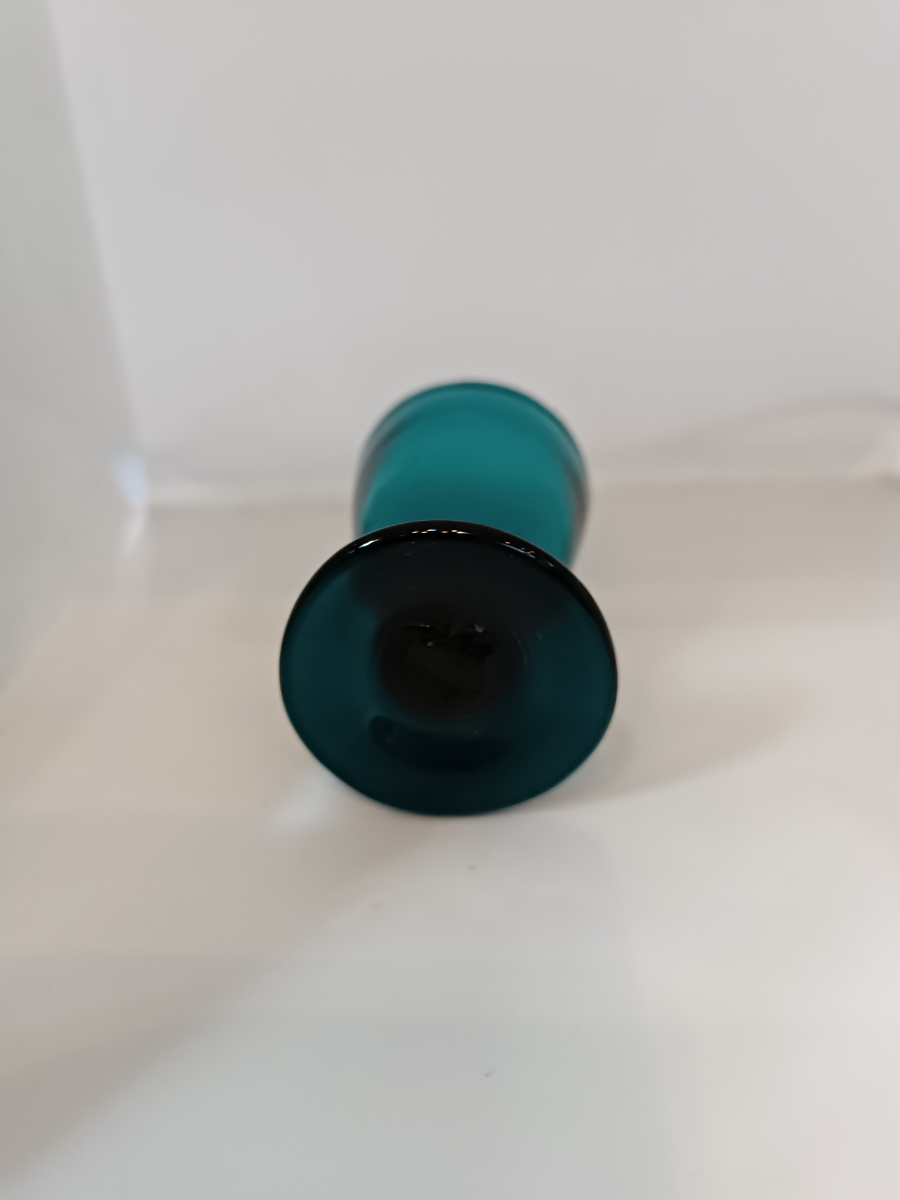 Discover our 19th century, handmade Bristol green liquor glass with pontil marks. Measuring at 7 cm tall and in good condition. Shop now for unique vintage glassware.