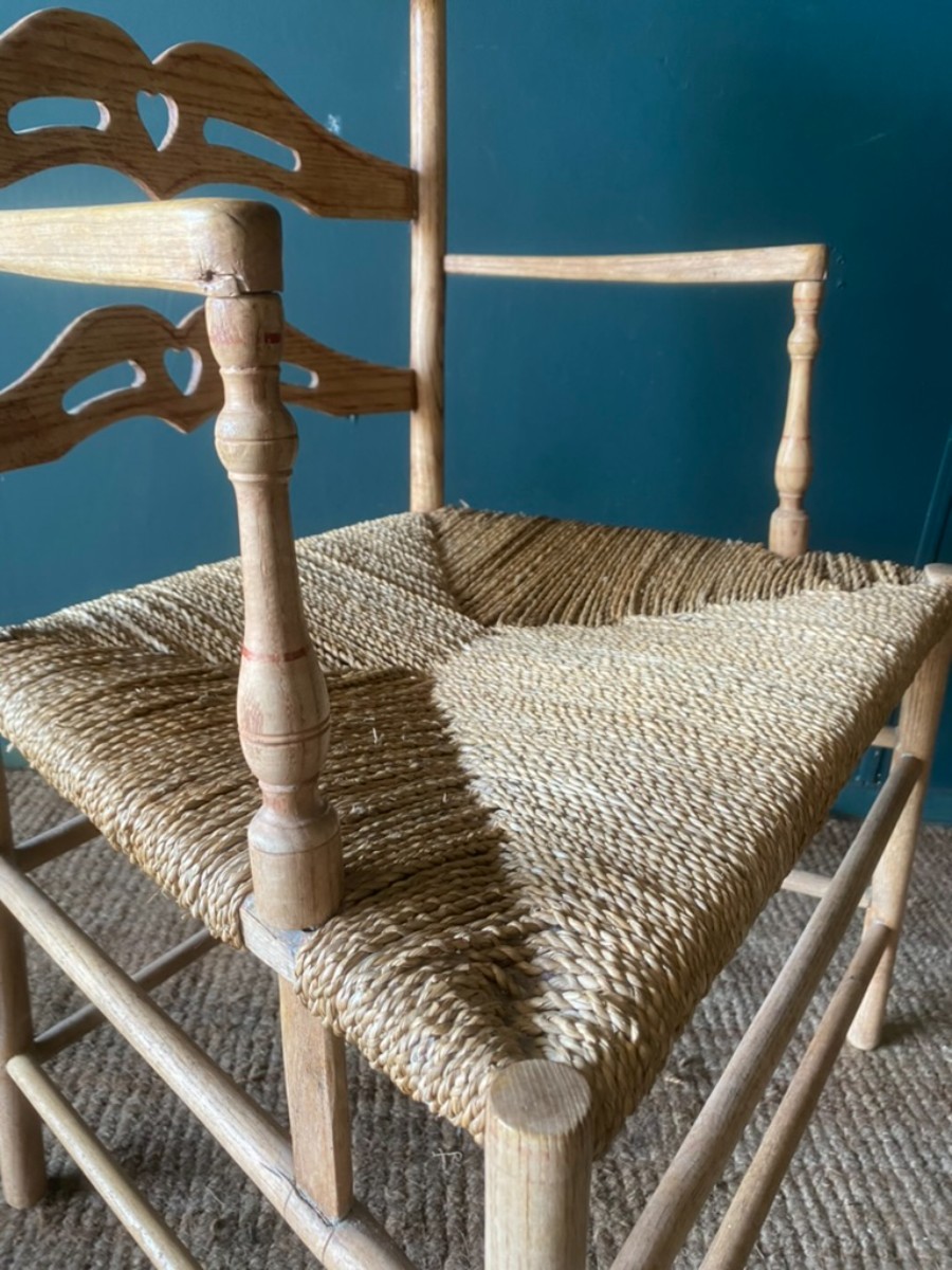 A Very Charming Antique Victorian Sussex Chair Arts & Crafts Style Circa 1860-70