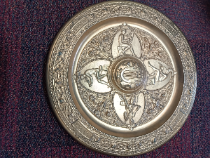 Discover our range of Victorian "Composers" pottery wall plaques by Doulton Lambeth, Burslem, exquisitely guilded. Act now, own a piece of music history!