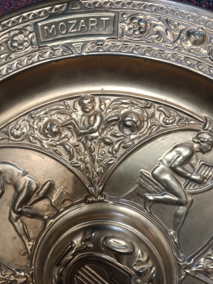 Discover our range of Victorian "Composers" pottery wall plaques by Doulton Lambeth, Burslem, exquisitely guilded. Act now, own a piece of music history!