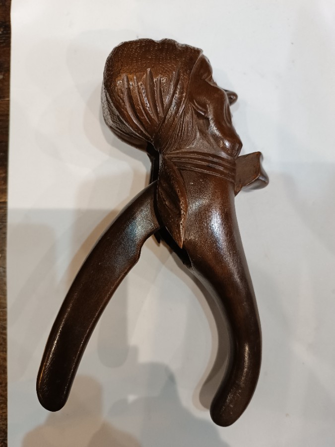Discover our range of vintage hand-carved Black Forest Figural Nut Crackers. In good condition and 20cm in size. Shop now for this unique piece.