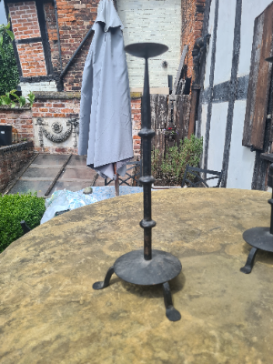 Discover our range of quality cast-iron candlesticks. At 46cm, they add style to any space. Shop now for the perfect home decor addition!