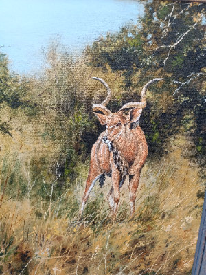 Discover unique, hand-painted artwork by British artist Stephen Gayford. Explore realistic acrylic on board depictions of African jungles on medium-sized driftwood frames. Buy now!