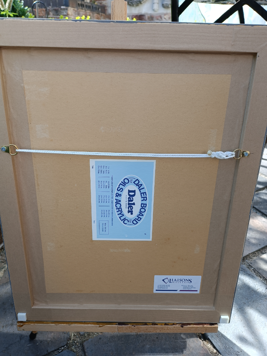 Discover unique, hand-painted artwork by British artist Stephen Gayford. Explore realistic acrylic on board depictions of African jungles on medium-sized driftwood frames. Buy now!