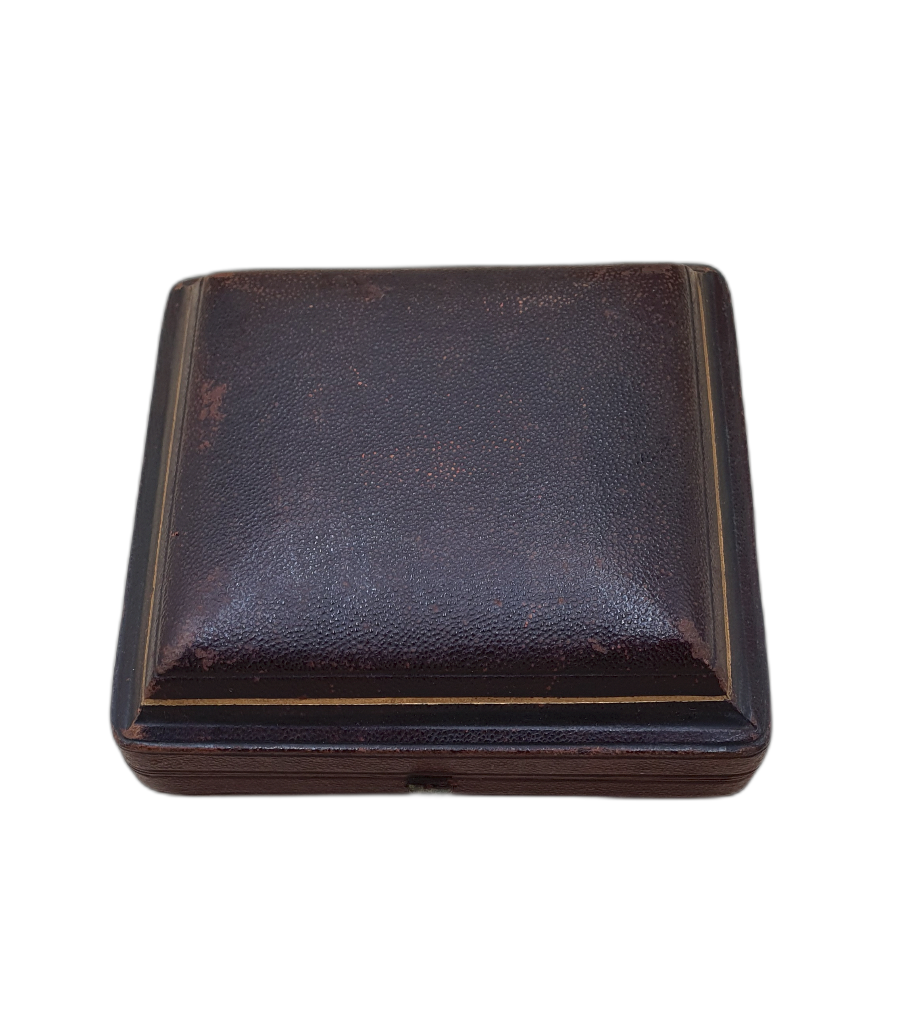 Discover our late 19th-century Art Nouveau styled, silver-plated salt and pepper cruets. Perfect for picnics or a stylish table setup. View photos for details and order yours today!