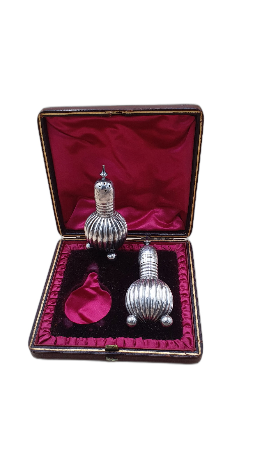 Discover our late 19th-century Art Nouveau styled, silver-plated salt and pepper cruets. Perfect for picnics or a stylish table setup. View photos for details and order yours today!