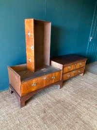 Antique 18th Century Georgian Oak & Walnut Veneer Chest Of Drawers