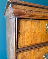 Antique 18th Century Georgian Oak & Walnut Veneer Chest Of Drawers