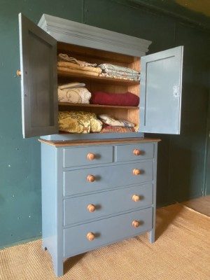 Antique 19th C. Painted Pine Housekeepers Kitchen Pantry Cupboard With Drawers