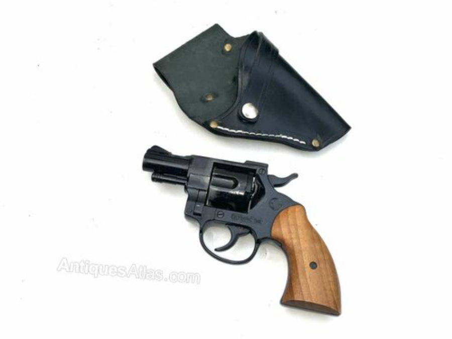 BLANK FIRE REVOLVER STARTING/PROP PISTOL