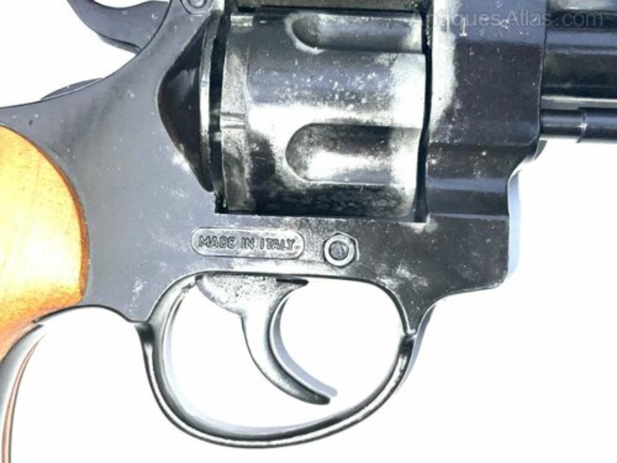 BLANK FIRE REVOLVER STARTING/PROP PISTOL