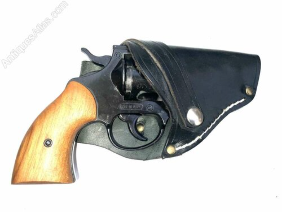 BLANK FIRE REVOLVER STARTING/PROP PISTOL