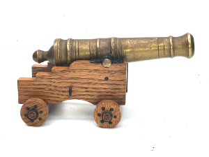 Desk top item, a superb working model of a ship of the lines main deck guns, oak gun carriage fantastic barrel would once been owned by wealthy individual, having length of 24cm heights 12cm width across being 12cm, ask for your delivery quote, reference BBS.   Tel: +44 7505 165 843 We accept online payments for all our items listed: Bank transfer cash on collection or if wishing over the phone using your debit or credit cards, also doing layby payments plan, or email giving your address details & contact number and we shall send you your items invoice to make payment with your card. Send your request to - john.strong2@gmail.com