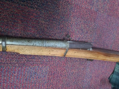 Discover our collection of 19th century Indian battlement guns. Measuring 234cm and originating from the Jaipur Palace. Explore now for historical relics!