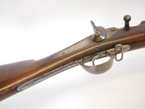 Discover our unique Belgian Albini Braendlin 11mm 1867 service rifle! Featuring a secure 34-inch barrel and folding ladder sight, it's an artefact of history. Visit now to learn more!