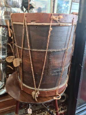 Discover authentic British Napoleonic drums from the Eyres military collection. Own a piece of history retrieved from the Battle of Waterloo. Shop now! Size: 54 x 43cm.