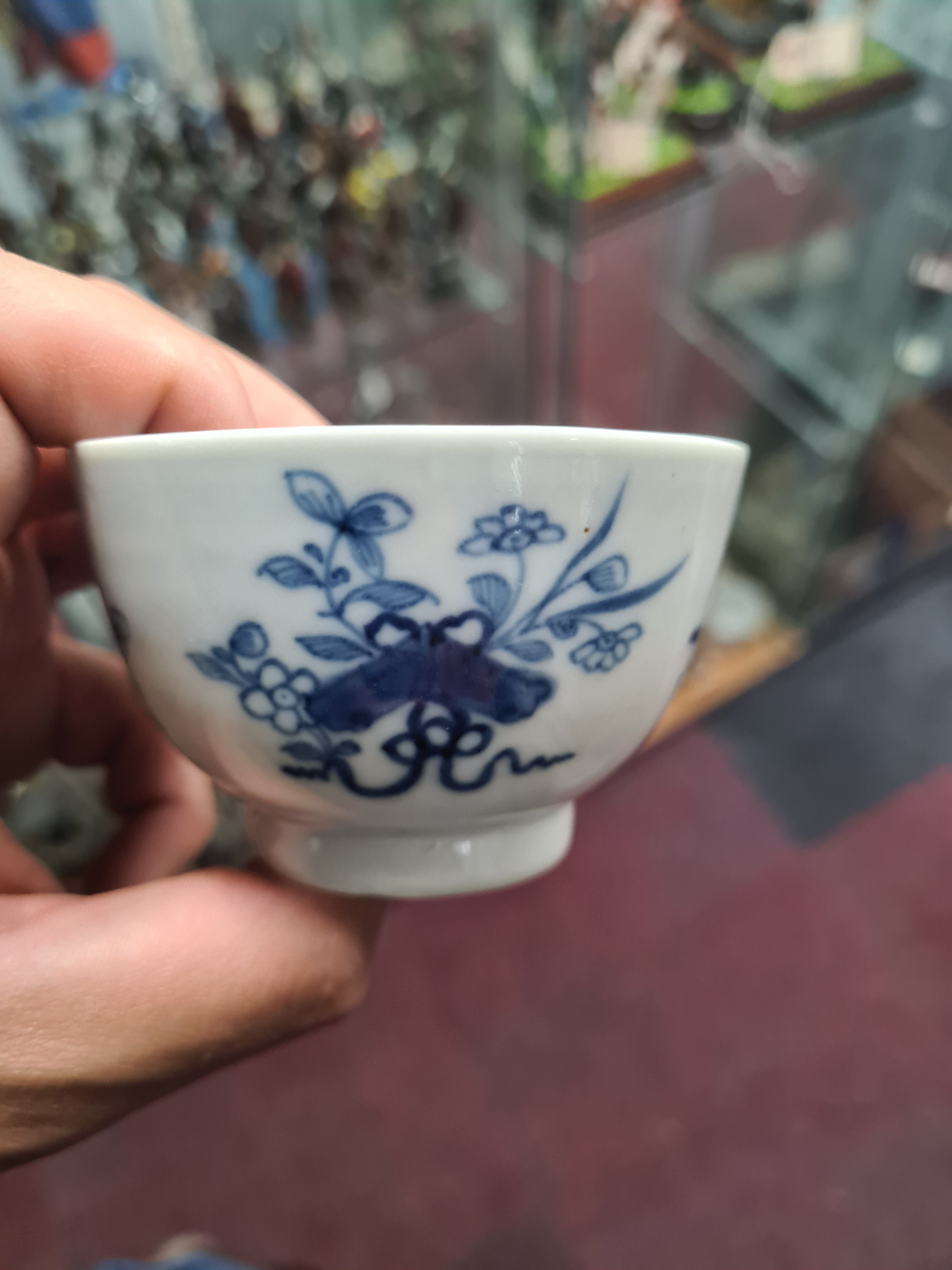 uploads/Chinese-Blue-and-White-Tea-Bowl-21666c538c4b6d7aws.jpg