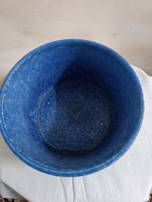 Explore our range of exquisite Ruskin Pottery in crystalline blue. Adorn your collection with this early 20th-century masterpiece. Buy now and own a valuable piece of history.