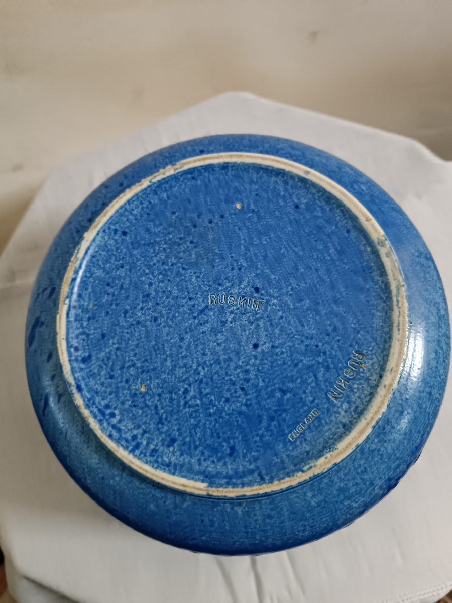 Explore our range of exquisite Ruskin Pottery in crystalline blue. Adorn your collection with this early 20th-century masterpiece. Buy now and own a valuable piece of history.